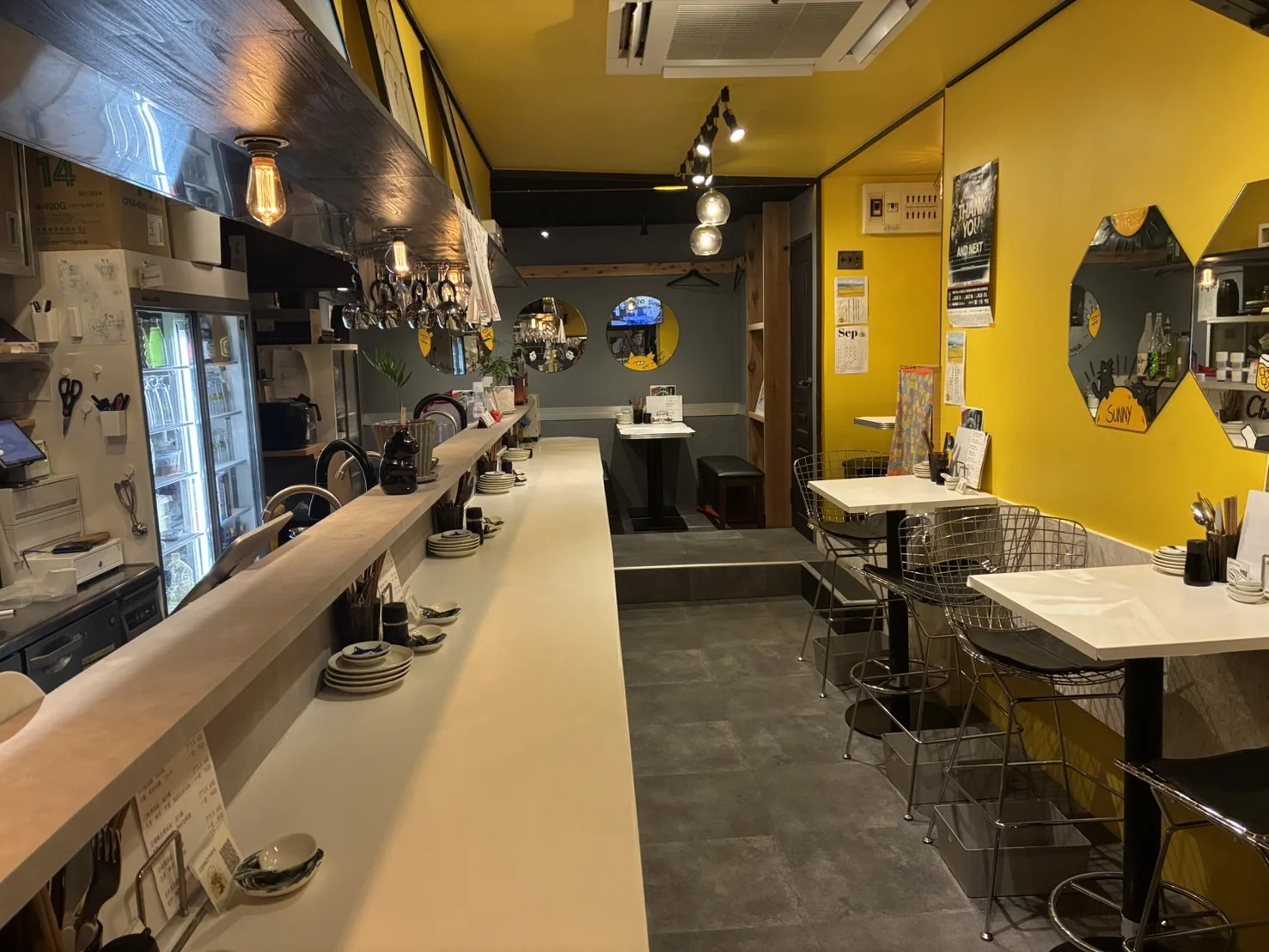 路地裏のサニー Noraneko St.の店内